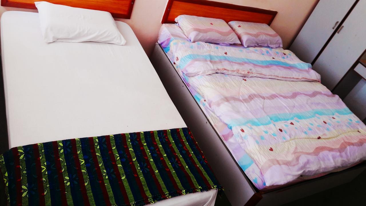 Hotel Makmur Куантан Екстериор снимка